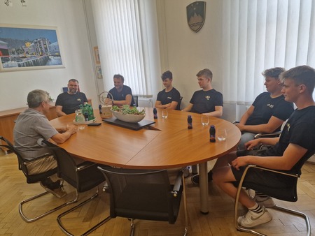 sprejem dijakov SGLZŠ